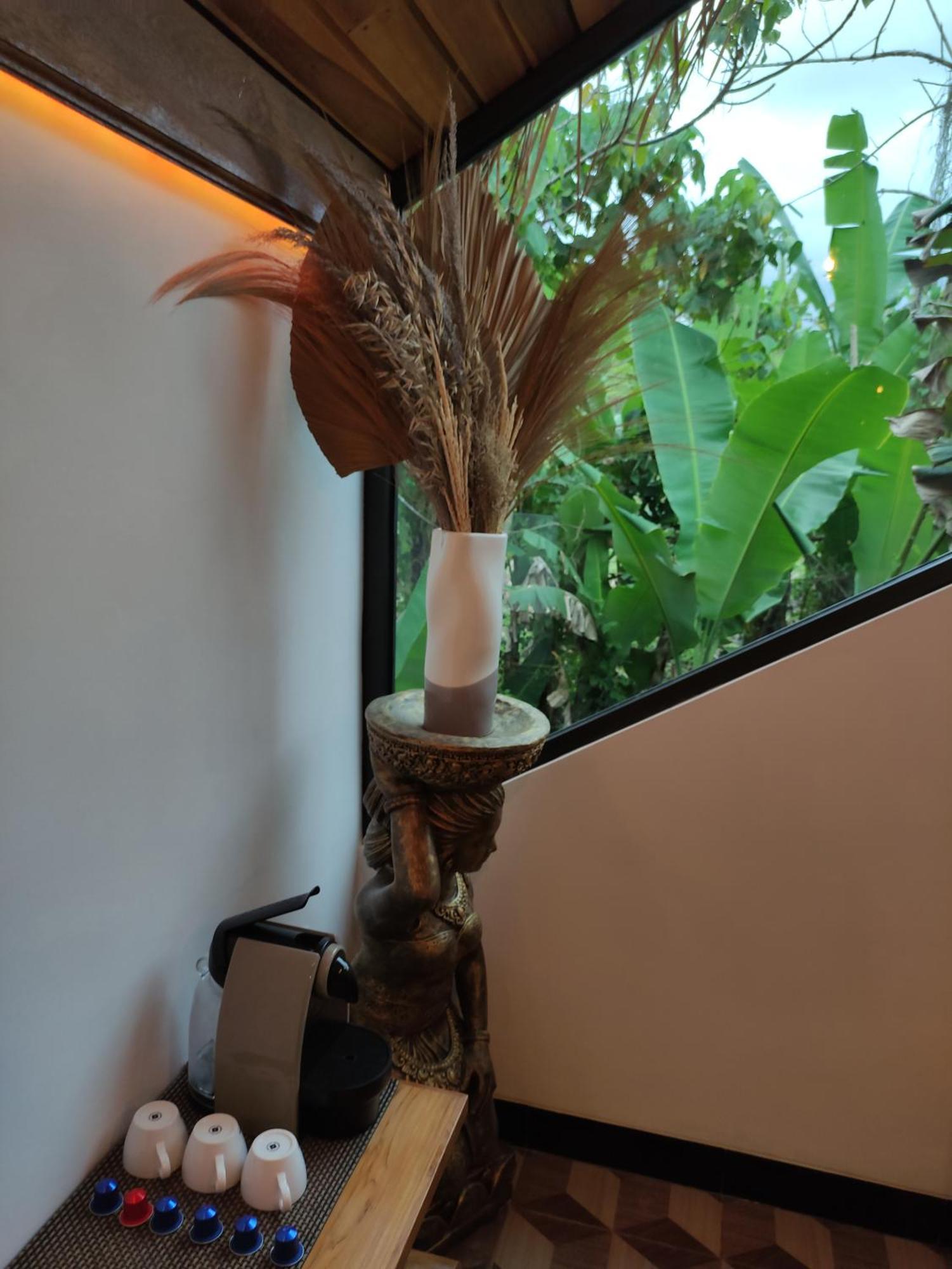 Ayumar Homestay Medewi Pulukan Room photo