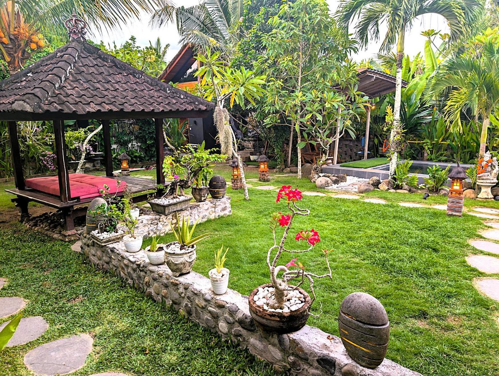 Ayumar Homestay Medewi Pulukan Exterior photo