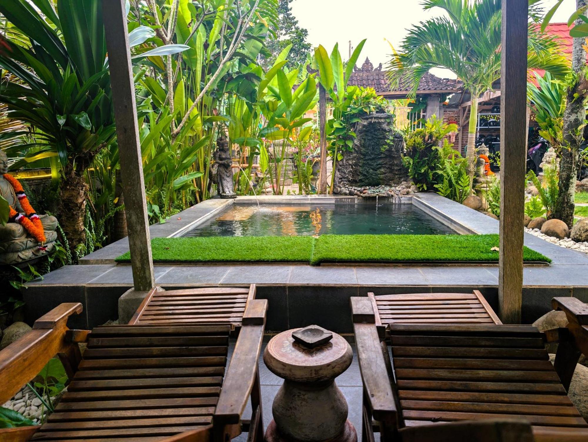 Ayumar Homestay Medewi Pulukan Exterior photo
