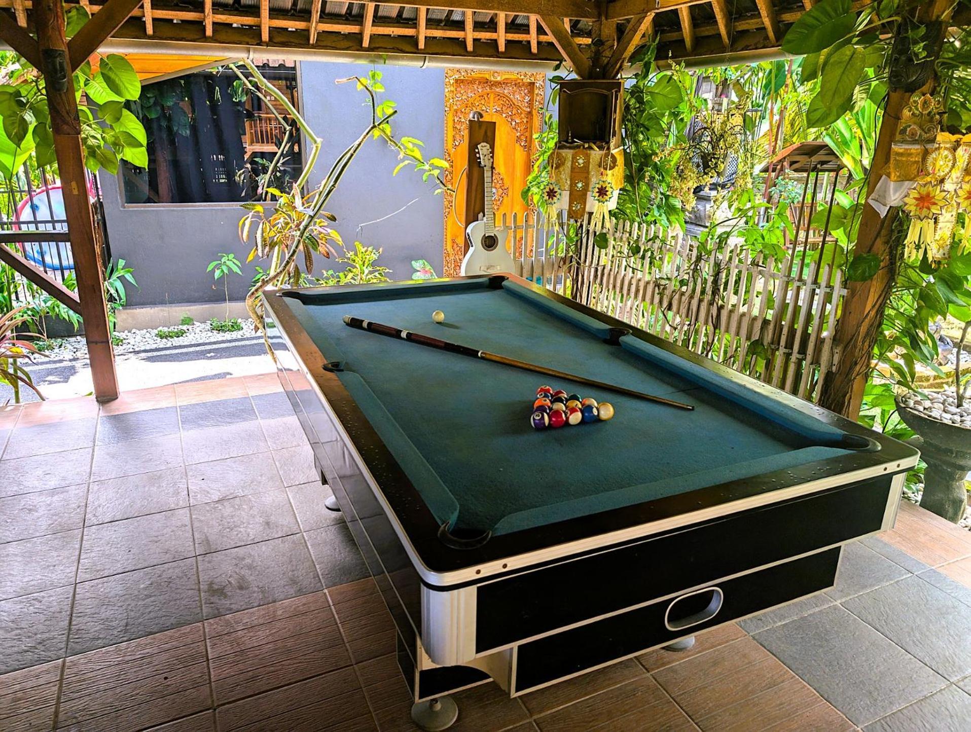 Ayumar Homestay Medewi Pulukan Exterior photo