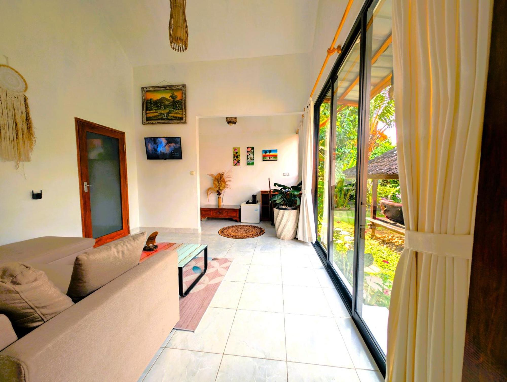 Ayumar Homestay Medewi Pulukan Room photo